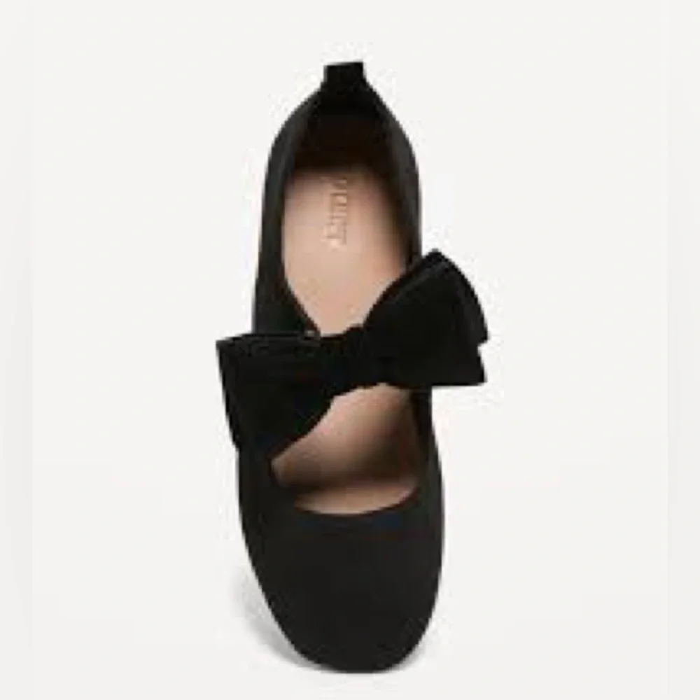 Old Navy Girls Black Faux Suede Bow Mary Jane Flats Size 2